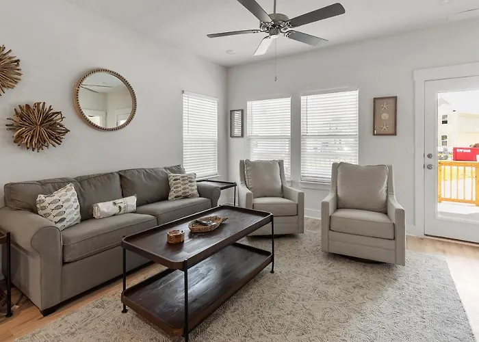 Serenity Salty Intentions At 14334 Gardenglen Drive Holiday home *
