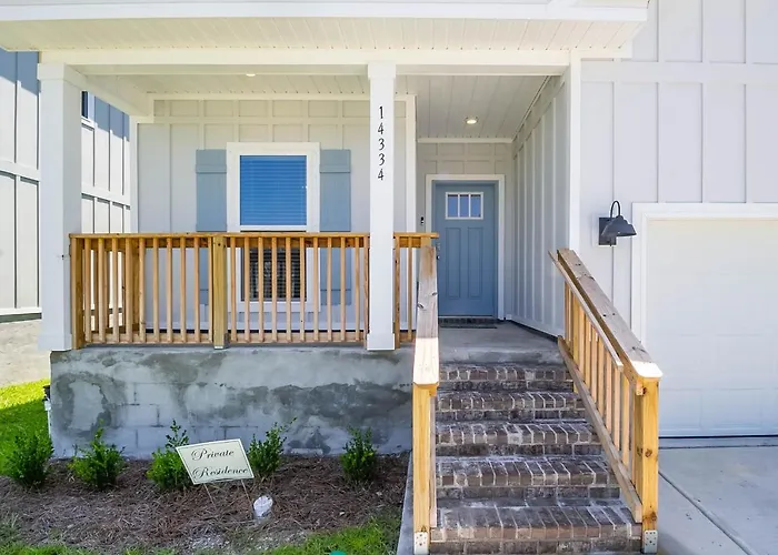 Serenity Salty Intentions At 14334 Gardenglen Drive *