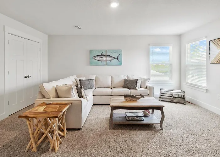 Serenity Salty Intentions At 14334 Gardenglen Drive Holiday home