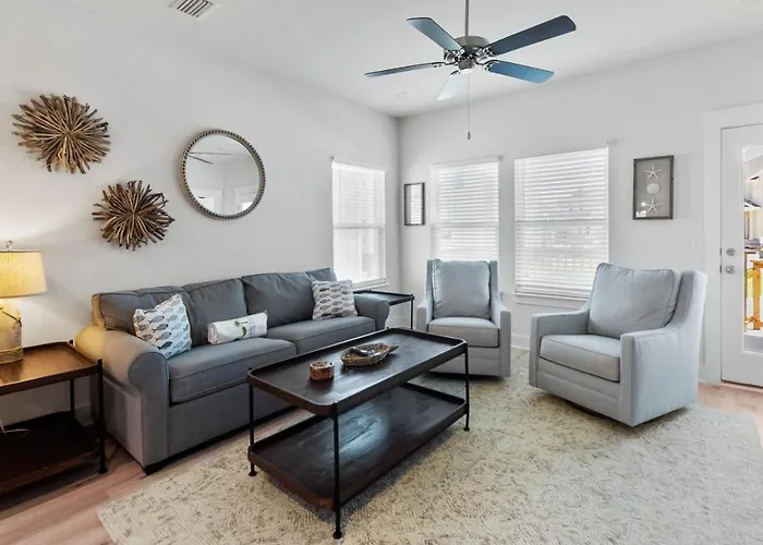 Holiday home Serenity Salty Intentions At 14334 Gardenglen Drive