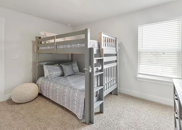 Serenity Salty Intentions At 14334 Gardenglen Drive Pensacola