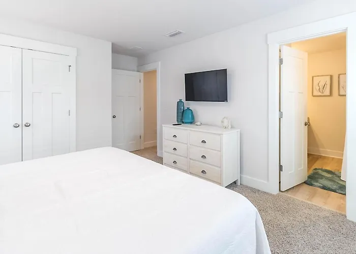 Holiday home Serenity Salty Intentions At 14334 Gardenglen Drive *